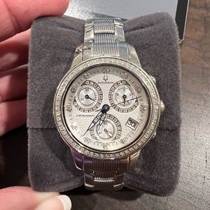 Ladies Bulova Accutron watch w/sapphire Crystal & Diamond watch.